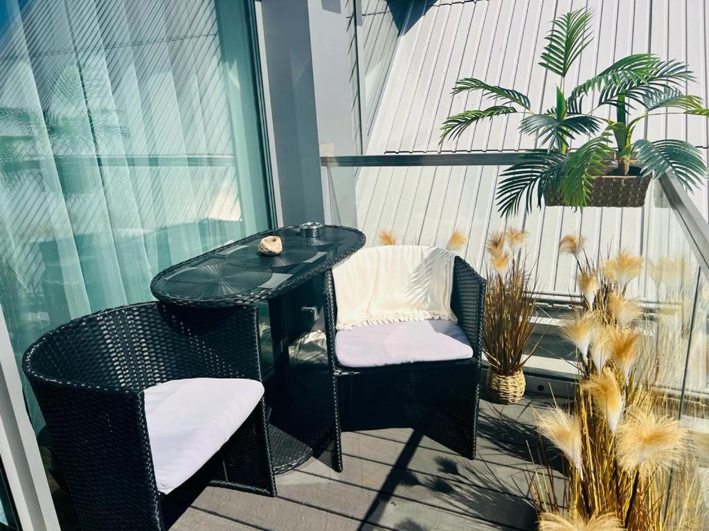 Granaria Kingdom & Happiness Premium Apartments By The River - Gratis Prosecco Гданьск Экстерьер фото